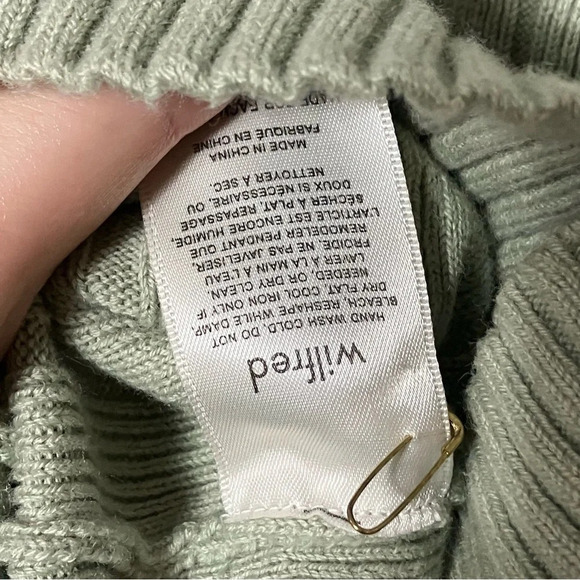 Aritzia Wilfred Plunge Front Cardigan (sold out) Large - Picture 10 of 10